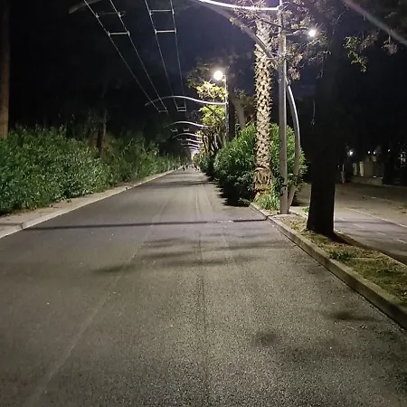 Casa Emilia アパート ペスカーラ